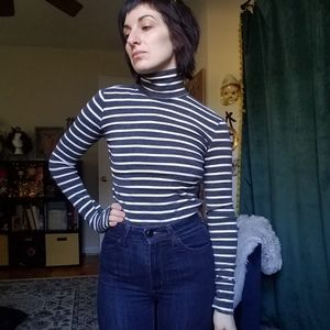 Striped fitted cotton turtleneck